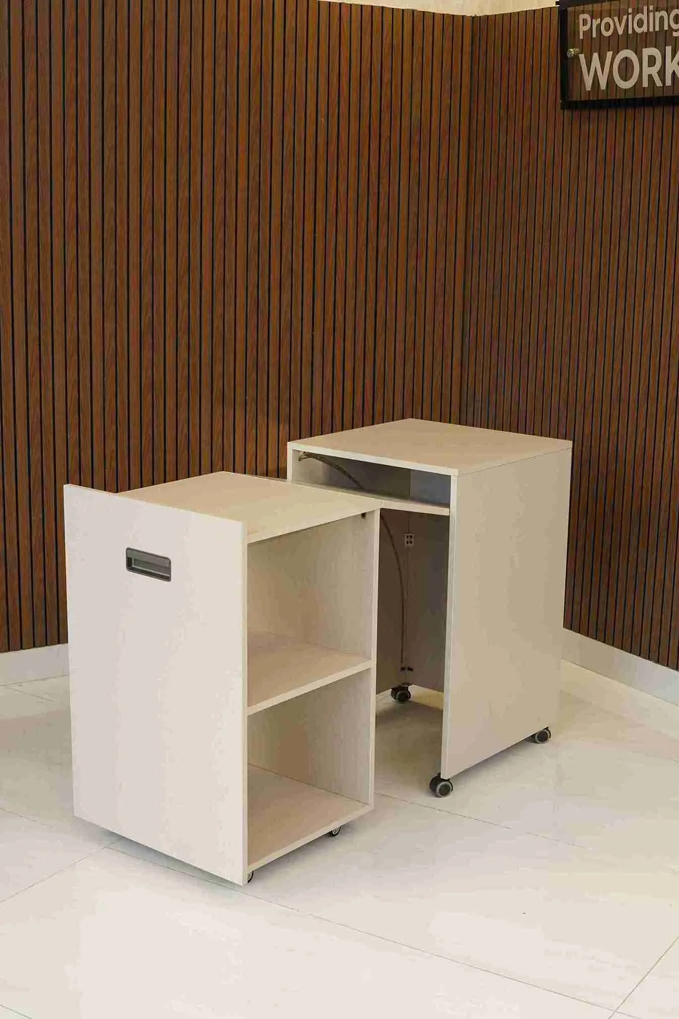 Bloc Folding Table