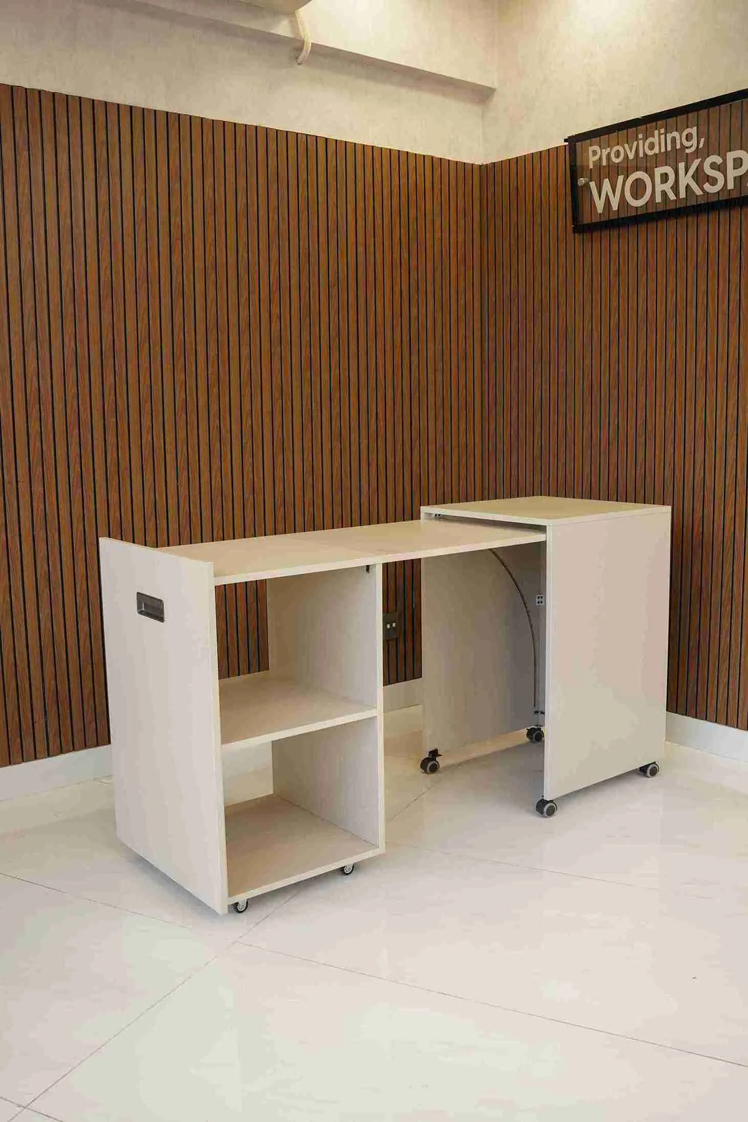 Bloc Folding Table