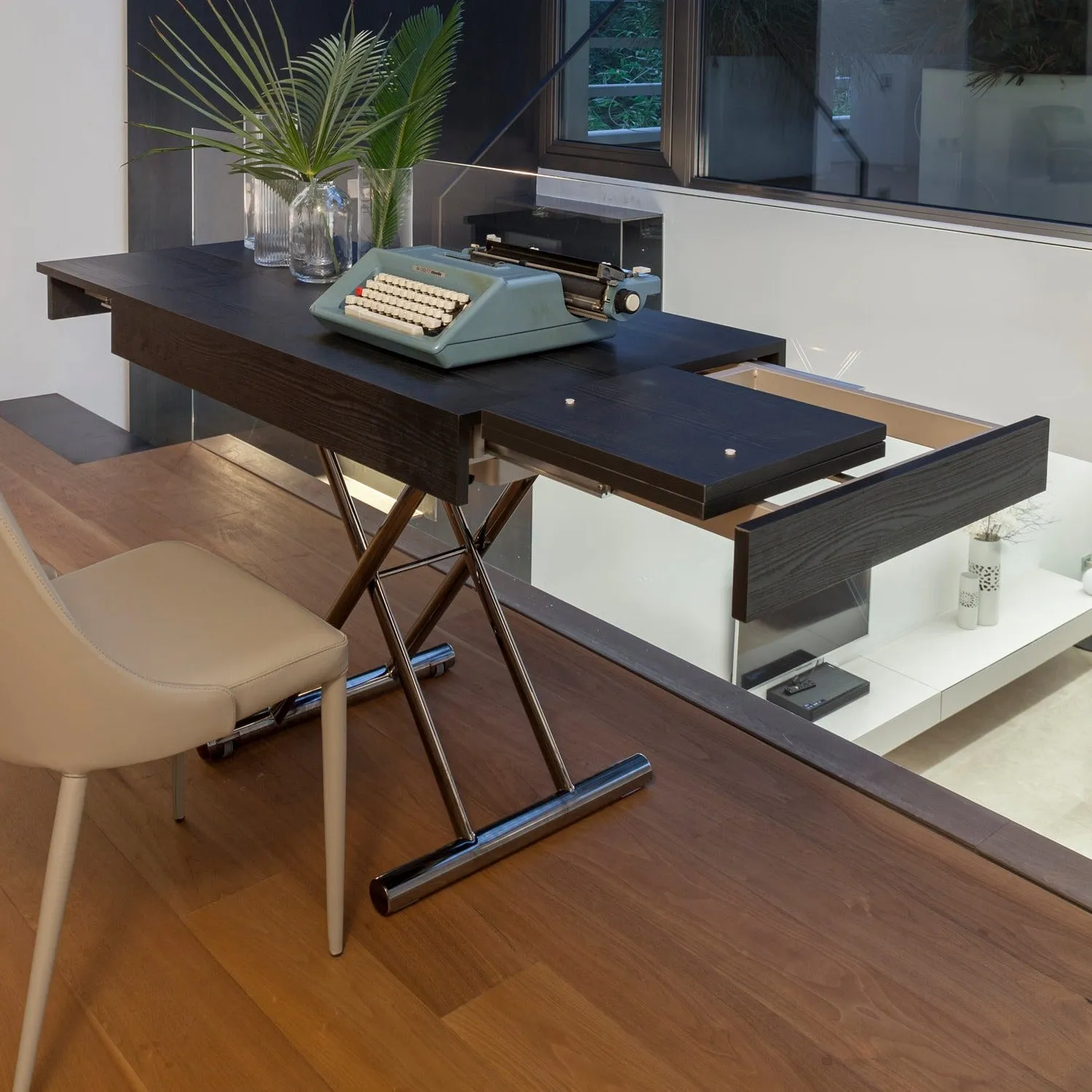 Compact Convertible Coffee Table to a Desk by Altacom
