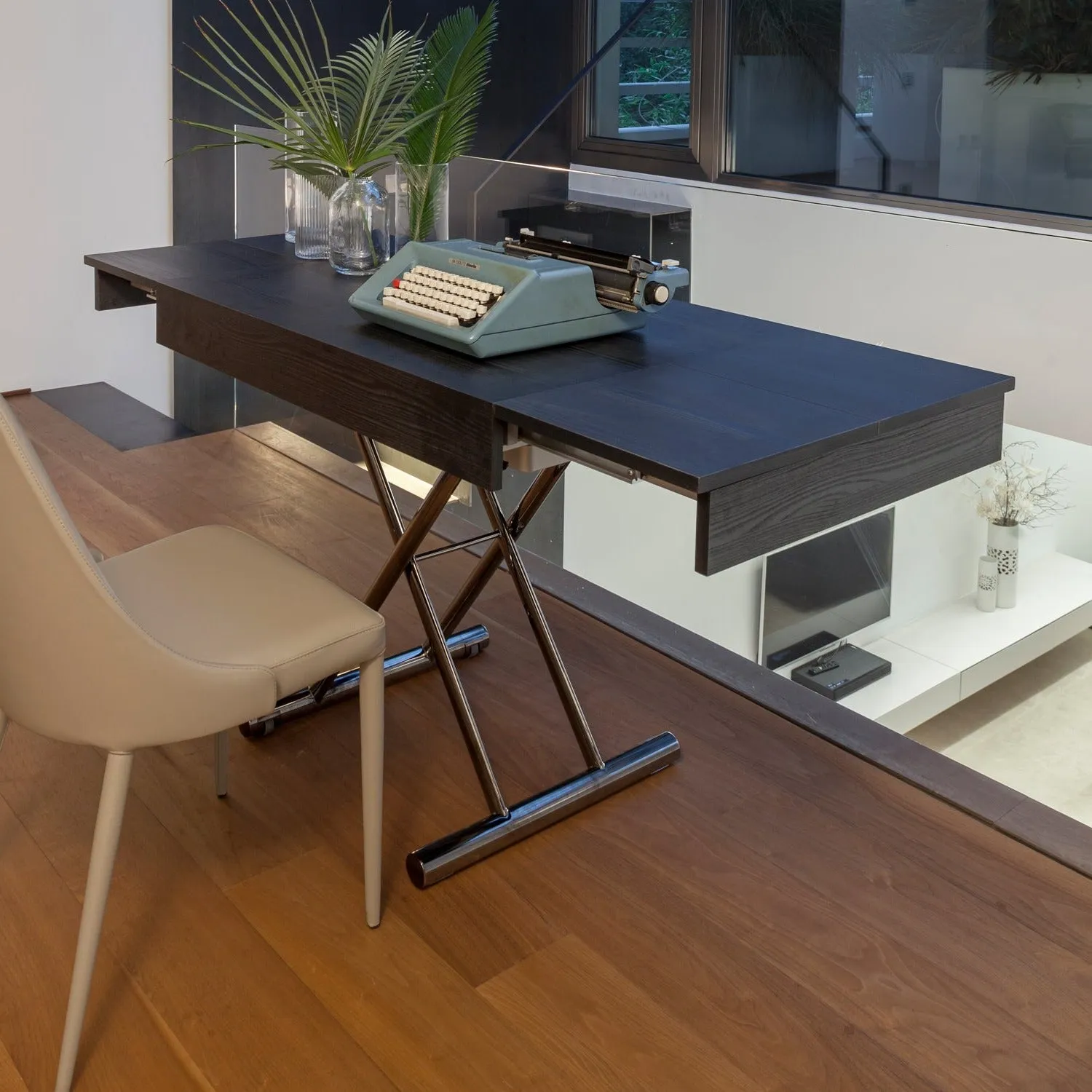 Compact Convertible Coffee Table to a Desk by Altacom