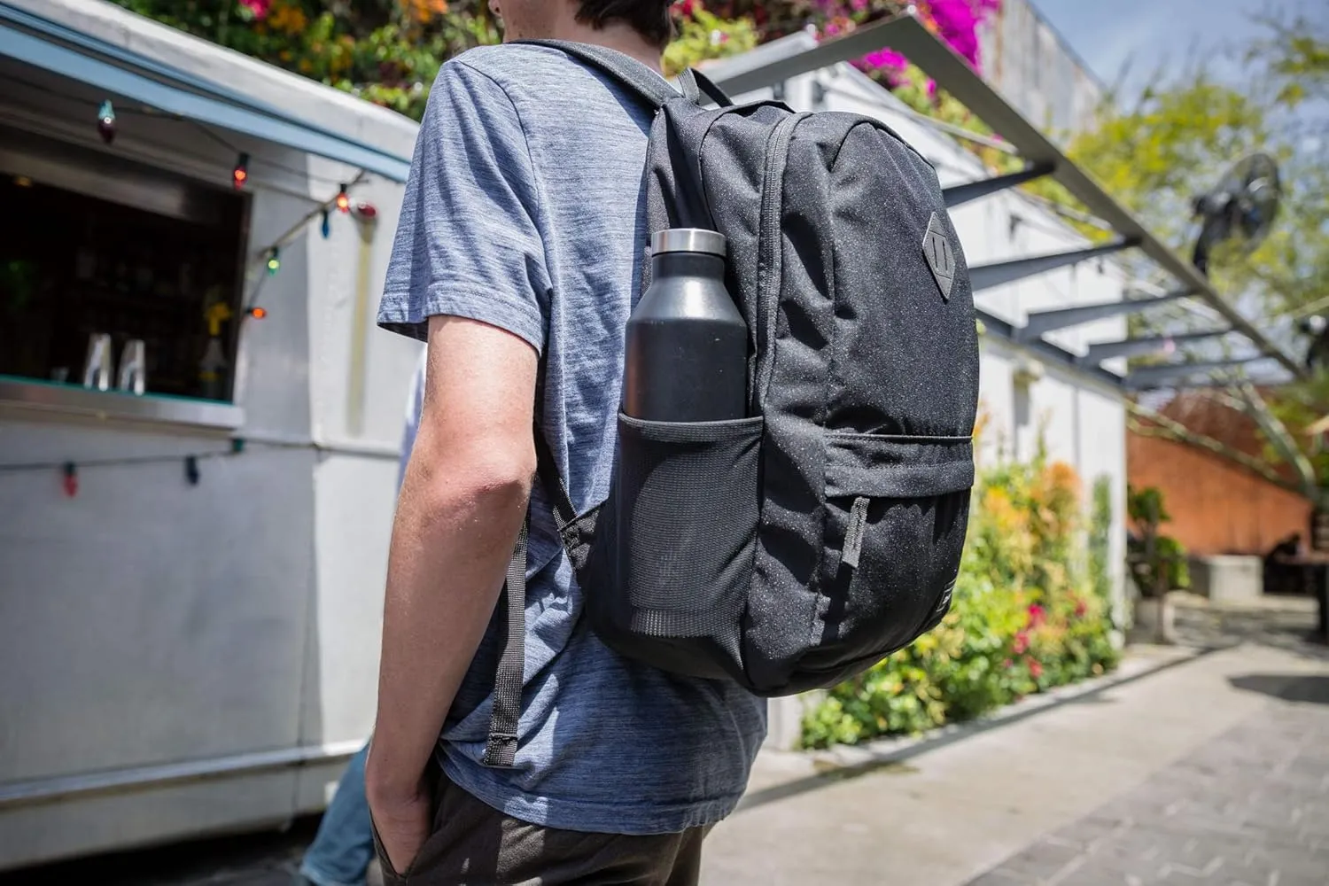 Dakine Essentials Pack 22L - Solstice Floral, One Size