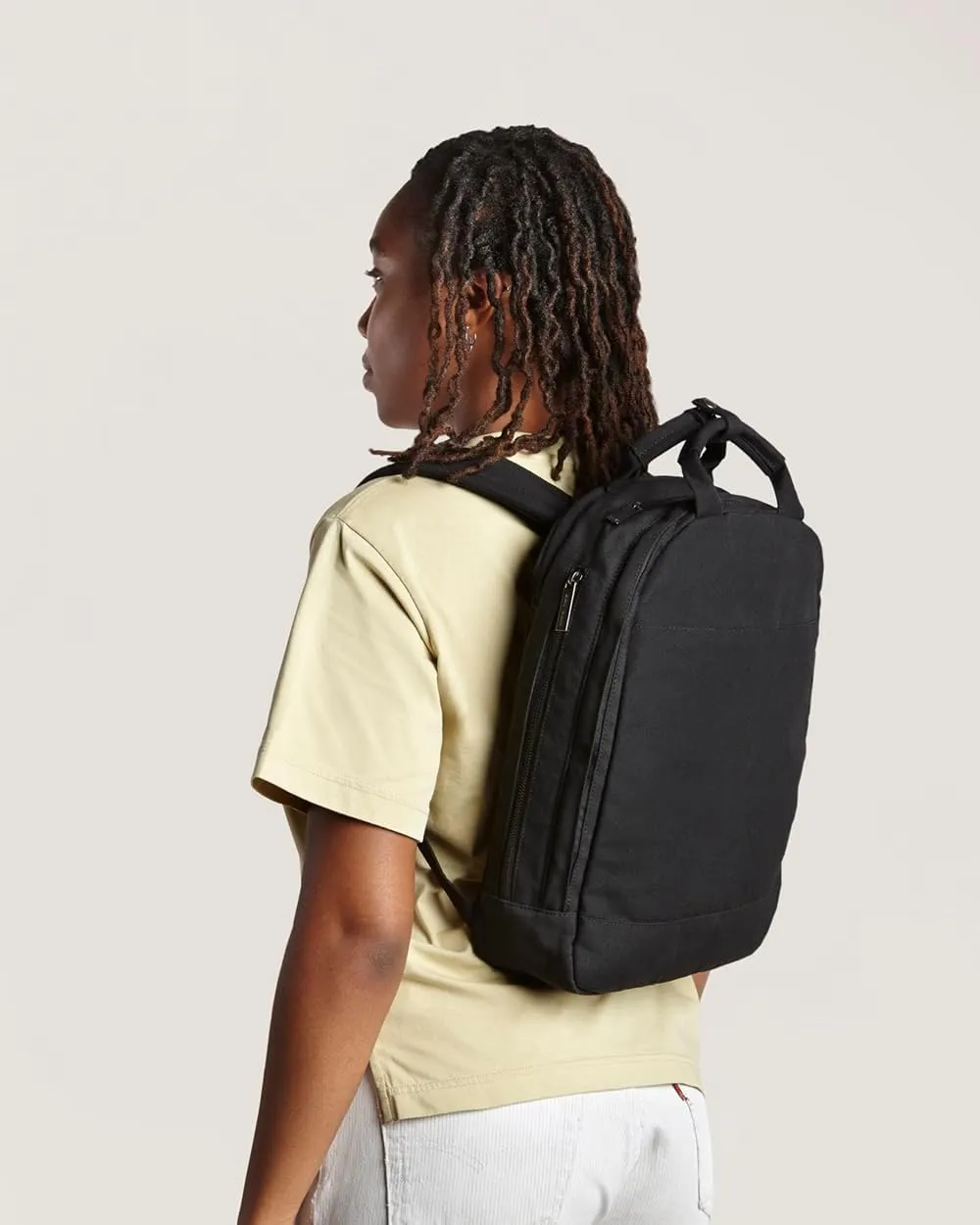 Day Owl Unisex Recycled Backpack Pro Slim 14", Laptop Nocturnal Black