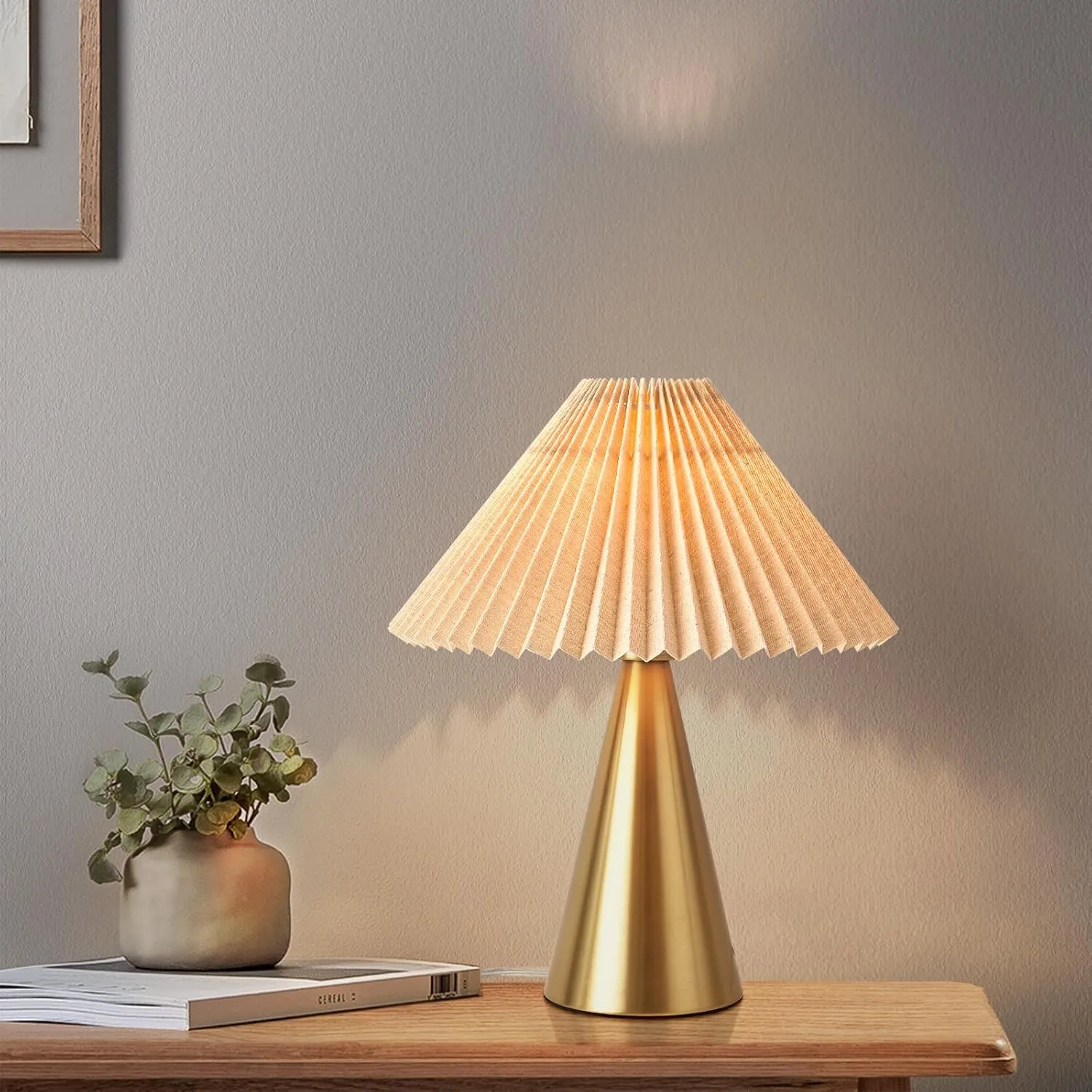 Gold Small Table Lamp, Cute Table Lamp, Pleated Table Lamp,Brass Gold Bedroom Lamps for Nightstand, Small Scalloped Lamp Shade Table Lamps for Small Spaces for Bedroom,Living Room