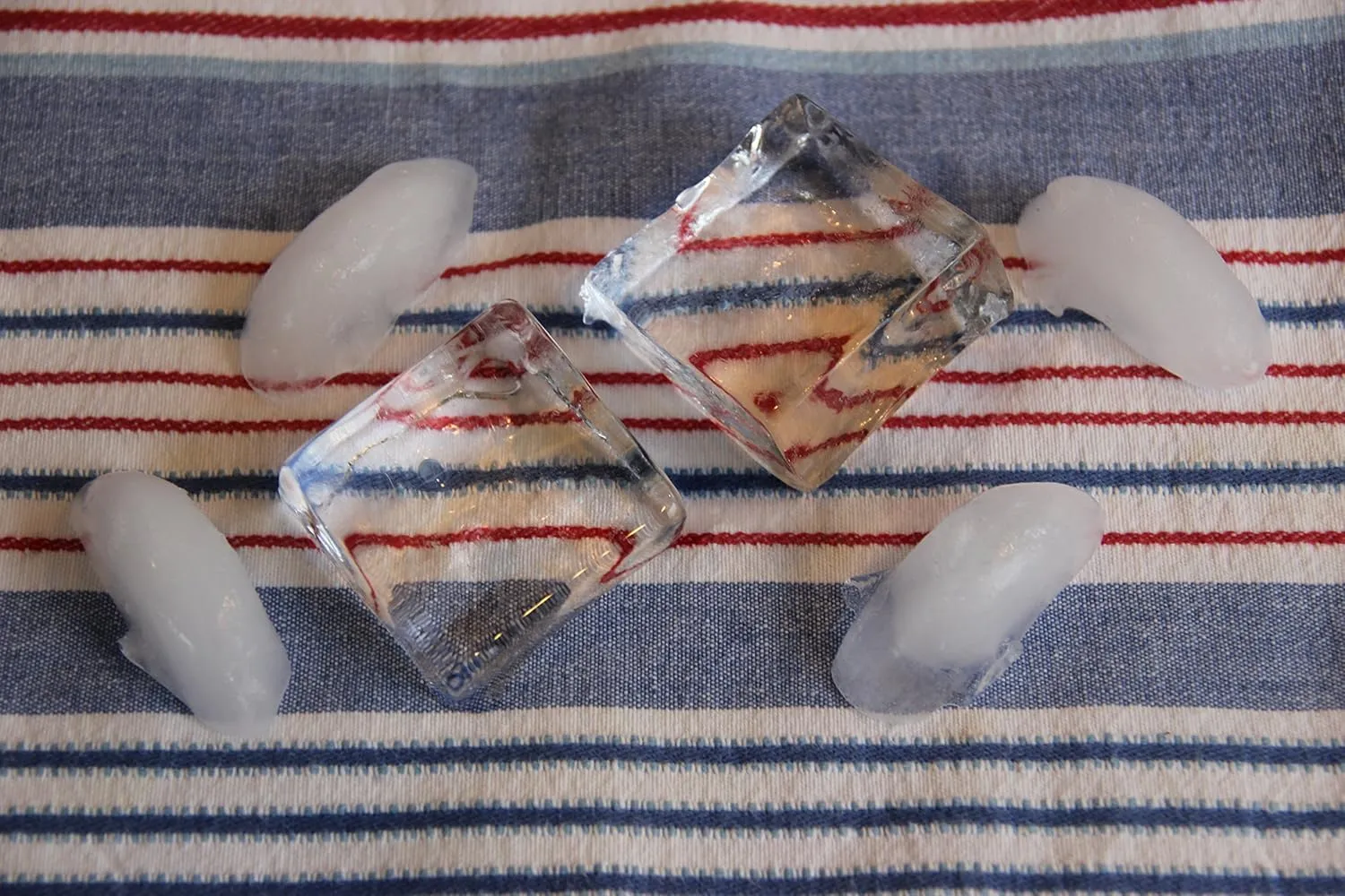 High Capacity Clear Ice Tray/Maker With Molds For Six 1.3" x 1.3" x 5" Crystal Clear Artisanal Collins Ice Spears And Twenty-One 1.3" Crystal Clear Artisanal Ice Cubes
