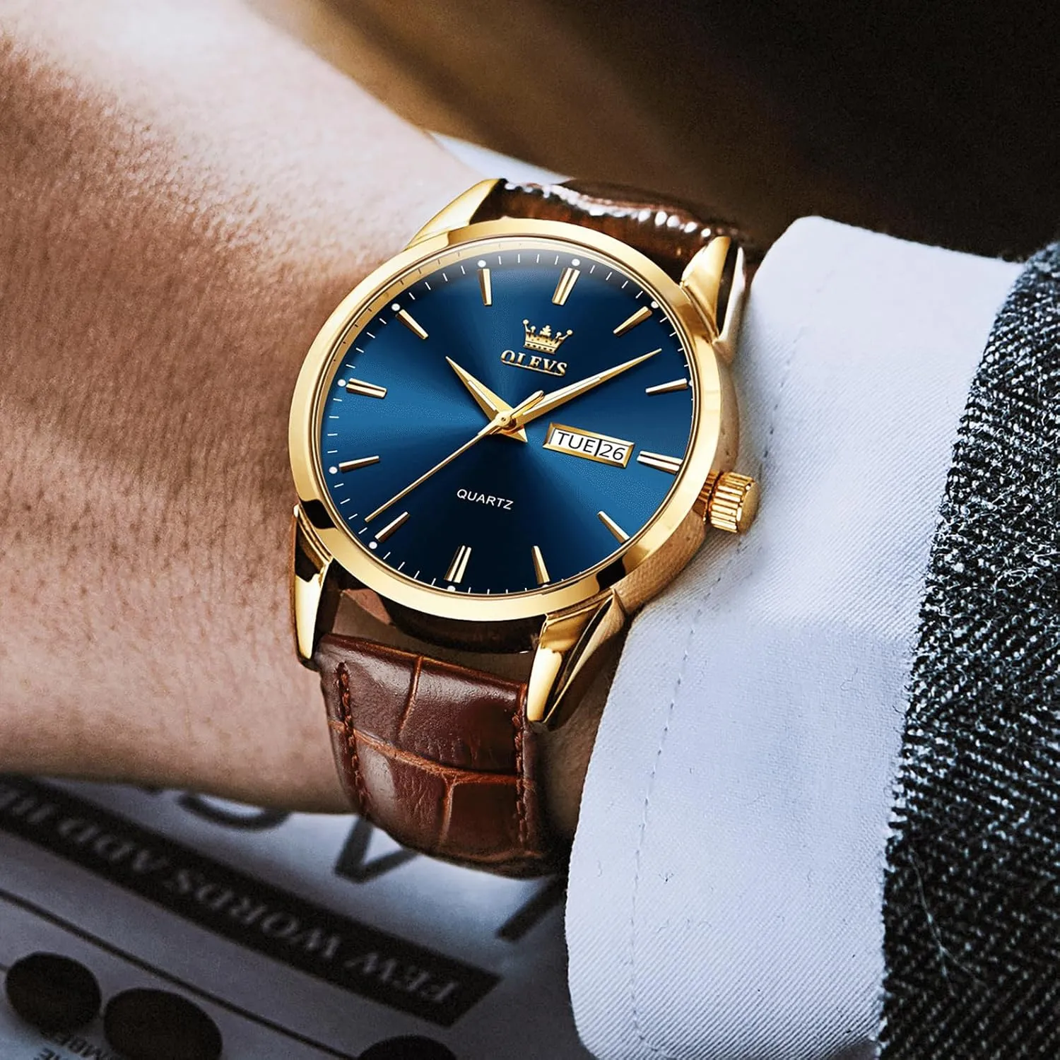 Men's Casual Leather Watch, Easy to Read Analog Dress Watch, Gold Silver Black Tone 3-Hand Quartz, Classic Waterproof Luminous Day Date Wrist Watch