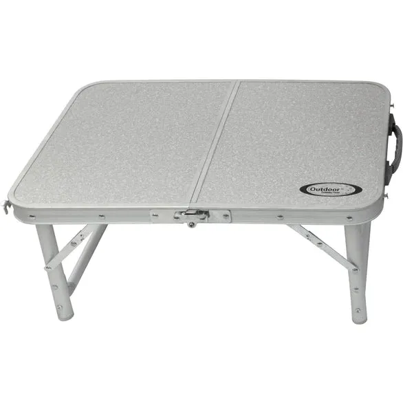 OUTDOOR CONNECTION Compact Side Table