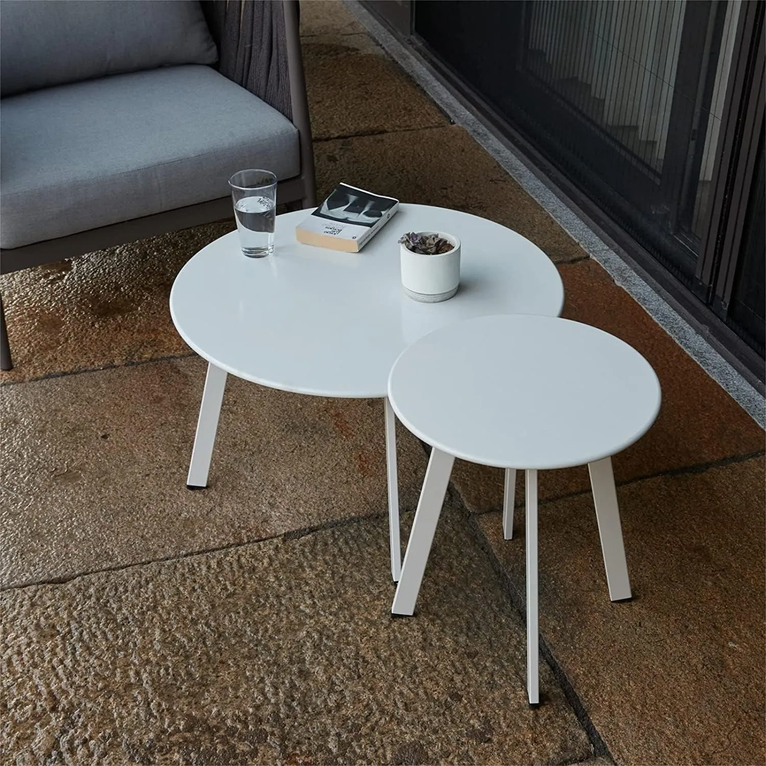 Patio Outdoor Coffee Table Set of 2 - Weather Resistant Outdoor Round End Table Modern Coffee Tables for Living Room Balcony Home Office (White)