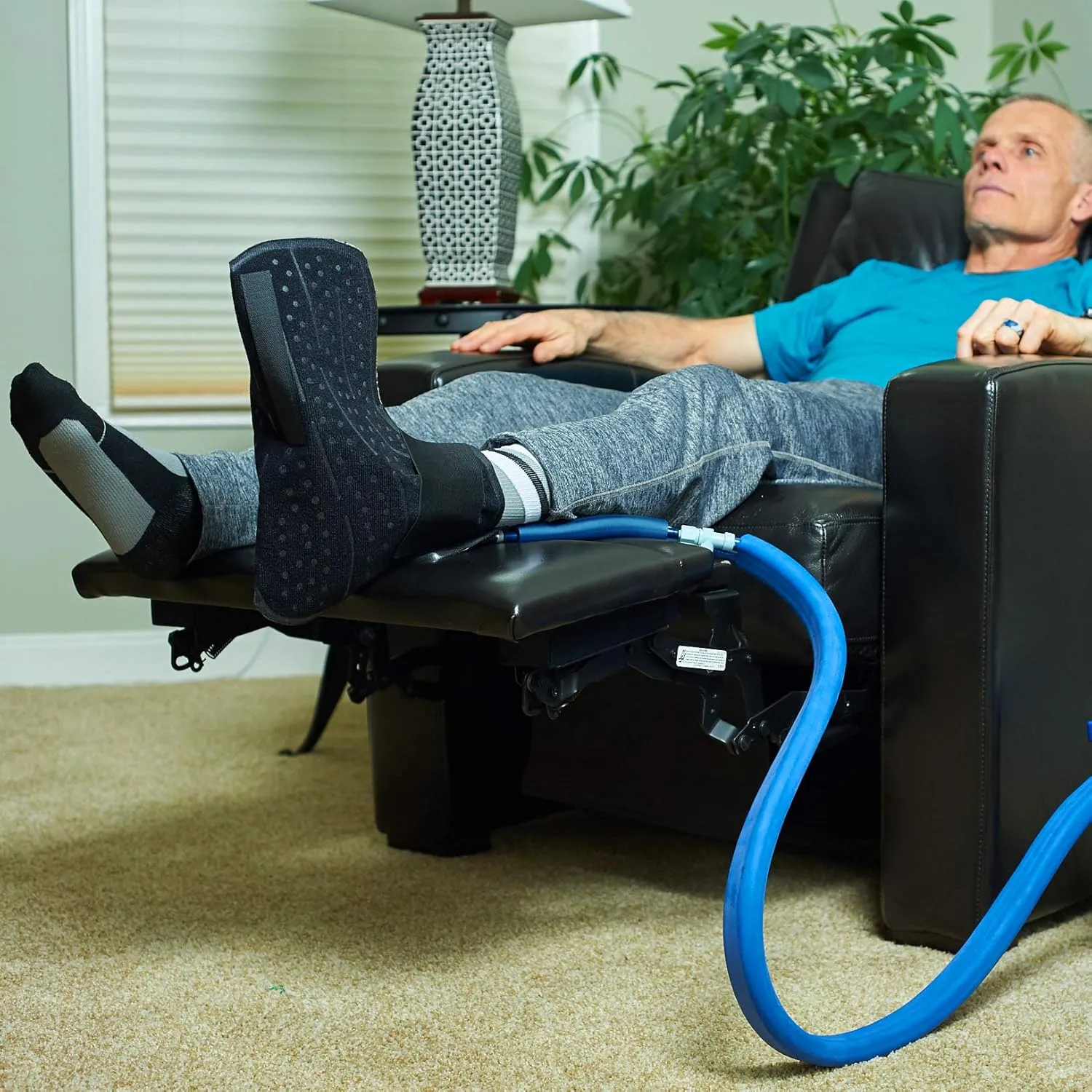 Polar Active Ice 3.0 Cold Therapy Ice Machine System with Programmable Timer, Large Foot Therapy Compression Pad, Lightweight 9 Quart Cooler, Quiet Pump, Strong Cryotherapy Pain Relief Treatment