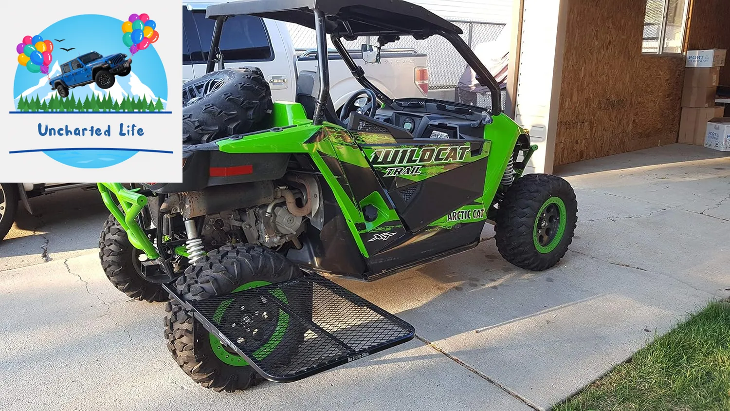Sturdy Vehicle-Mounted Outdoor Table for Camping