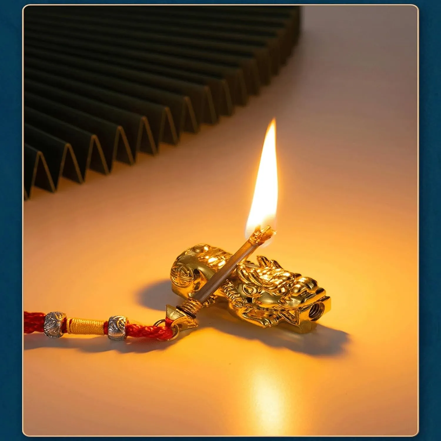 Ten Thousand Matches, Kerosene Lighter, Open Flame, Waterproof Design, Convenient Lighter, can be Placed as an Ornament in The Living Room or Bedroom (Fuel not Included)(Gold)