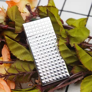 Ultra Lighter Thin Flint Kerosene Oil Lighter Refillable Gasoline Retro Style Flint Lighter Cigarette Lighter Portable Flame Adjustable Lighter Metal Retro Gadgets for Men (Color : Silver)