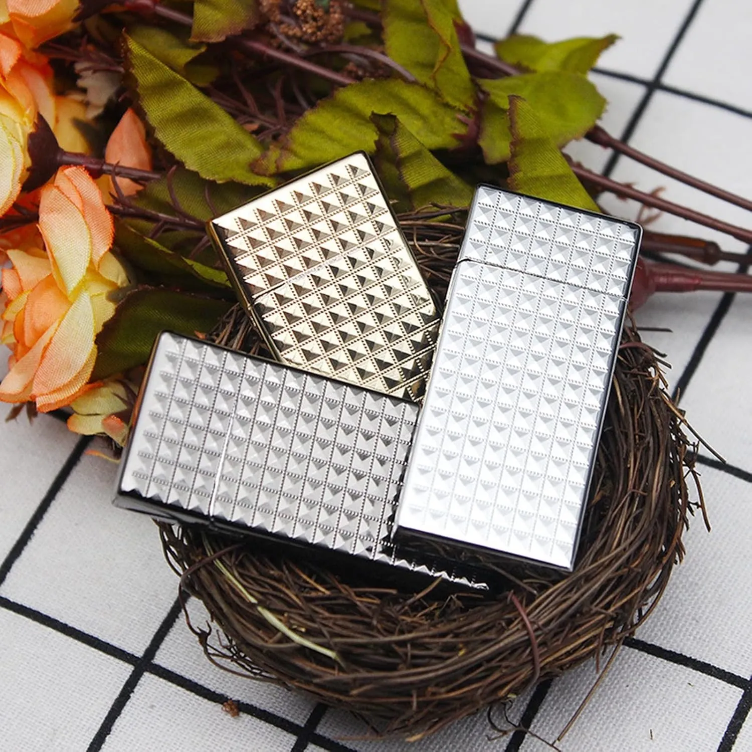Ultra Lighter Thin Flint Kerosene Oil Lighter Refillable Gasoline Retro Style Flint Lighter Cigarette Lighter Portable Flame Adjustable Lighter Metal Retro Gadgets for Men (Color : Silver)