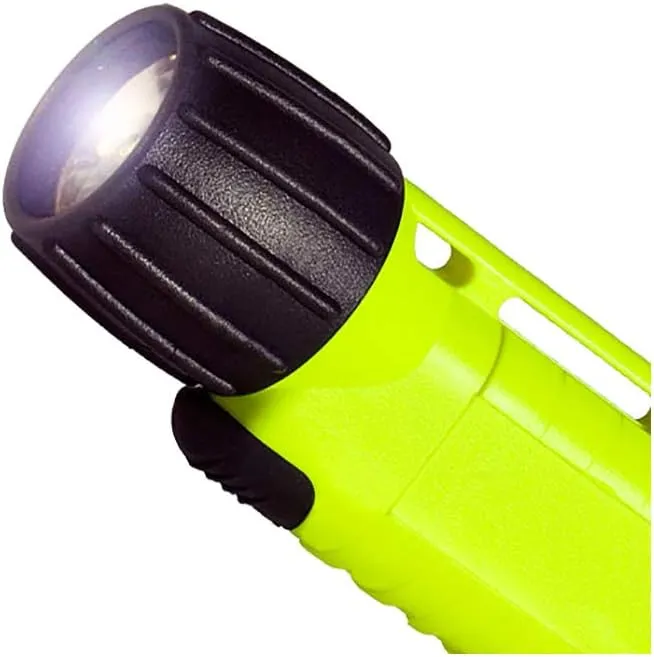 Underwater Kinetics 4AA Xenon Front Switch Flashlight
